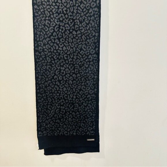 Michael Kors Metallic Leopard Scarf in Black and Gray Pattern - Picture 5 of 9